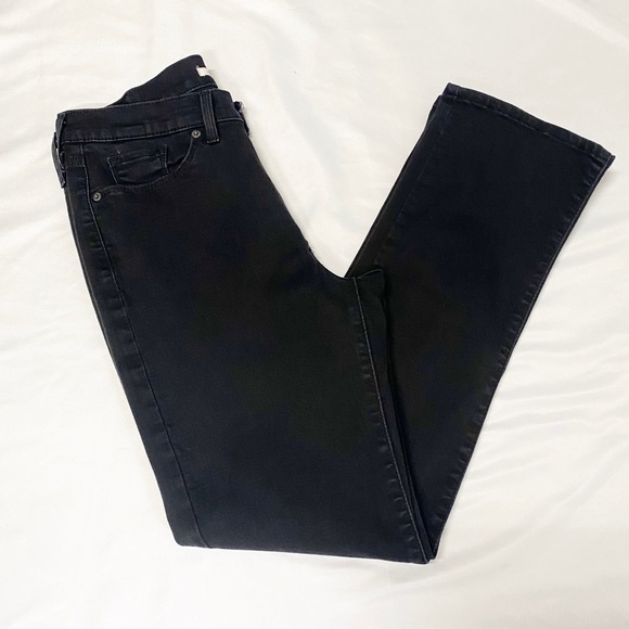 Levi’s Womens Soft Black Classic Straight Jeans - Picture 3 of 11